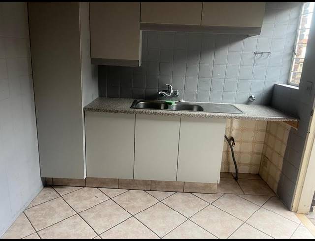 3 BEDROOM TOWNHOUSE FOR SALE IN ALBERTSDAL